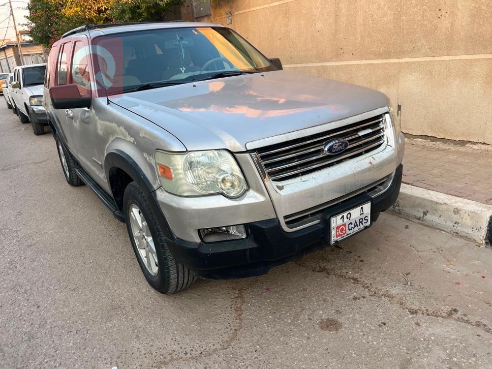 Ford Explorer